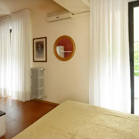 Hotel Ristorante Commercio 3*